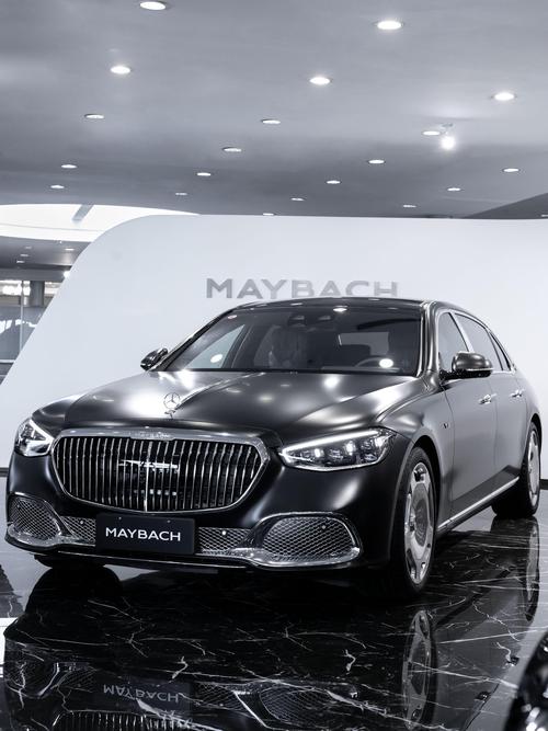 成都277岚图汽车的售后服务让用户无忧出行，迈巴赫未来的豪华车趋势